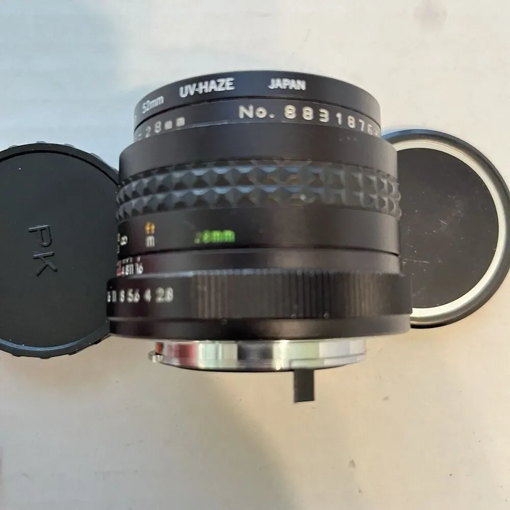 Vintage Focal MC Auto 28mm 1:2.8 520 Wide Angle Lens Minolta MC/MD